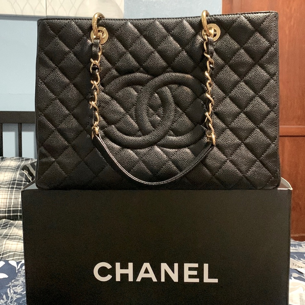 CHANEL Grand Bag 💯% Authentic!💎
